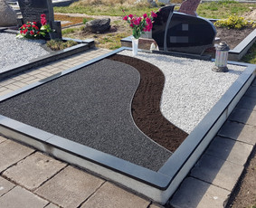 Kapavietės dekoravimas skalda.