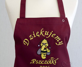 Siuvinėjimas ant prijuosčių ir kitos tekstilės pagal individualius užsakymus.