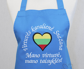 Siuvinėjimas ant prijuosčių pagal individualius užsakymus.