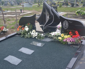 Kapų priežiūra, tvarkymas, paminklų gamyba - Kapavietės užpylimas skaldele - 2 Kapavietės užpylimas skaldele - Kapų priežiūra, tvarkymas, paminklų gamyba - 2