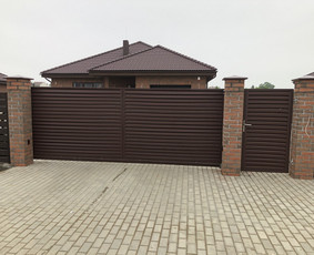 Tvoros,vartai,automatika,metalinės konstrukcijos / Tvorainė / Darbų pavyzdys ID 1389813