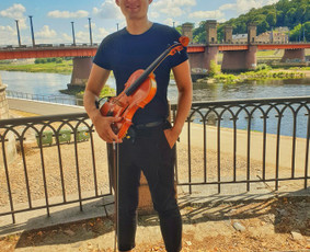 Renginių vedėjai su gyva styginių muzika / Laimis Krunglevičius / Darbų pavyzdys ID 1389985