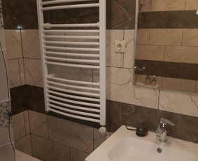Elektrinio gyvatuko montavimas bei užpildymas.