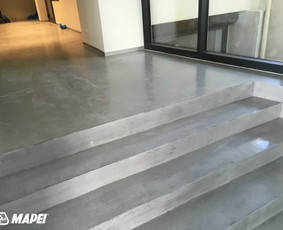ULTRATOP LOFT cementine dekoratyvine grindu/sienu danga. Biurai Vilniuje.
http://www.velvemst.lt/uploads/Brochure_Ultratop_Loft_LT_web.pdf