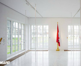 ULTRATOP cementinė savaime išsilyginanti grindų danga. "Terrazzo" efektas su marmuro užpildais, Valstybės pažinimo centras Vilniuje. http://velvemst.lt/uploads/Ultratop_LT.pdf