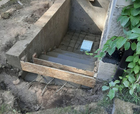 Laiptų betonavimas,angos į rūsį pjovimas