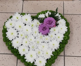 Gedulo vainikų ruošimas - Gėlių pristatymas Alytuje - Balionų arka - 3