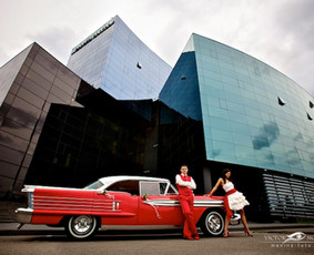 1958-ųjų kabrioleto Ford ir Oldsmobile sedano nuoma / Amerikietiški Auto / Darbų pavyzdys ID 367581
