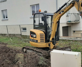 Mini ekskavatoriaus nuoma su operatoriumi gerbūvio darbai - Inžinerinių tinklų įrengimas - 1 Inžinerinių tinklų įrengimas - Mini ekskavatoriaus nuoma su operatoriumi gerbūvio darbai - 1