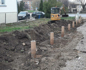 Mini ekskavatoriaus nuoma su operatoriumi gerbūvio darbai - Polių gręžimas - 1 Polių gręžimas - Mini ekskavatoriaus nuoma su operatoriumi gerbūvio darbai - 1