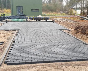 Trinkelių klojimas. Betonavimas ir kiti aplinkos darbai. / UAB "Industrinė statyba" / Darbų pavyzdys ID 1506529