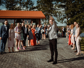 Renginių vedėjas Evaldas su Dj komanda / Evaldas Jankantas / Darbų pavyzdys ID 1554983