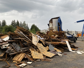 Statybinių atliekų išvežimas Vilniuje ir Vilniaus rajone - Statybinių atliekų išvežimas - 4 Statybinių atliekų išvežimas - Statybinių atliekų išvežimas Vilniuje ir Vilniaus rajone - 4