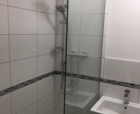 Grudinto stiklo pertvaru, duru uzsakymas, montavimas