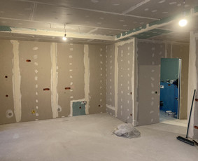 Pakabinamų lubų montavimas - Profesionalūs plytelių klijavimo meistras, vidaus apdaila - 4