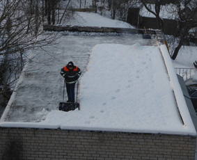 Aukštalipių paslaugos visoje Lietuvoje - Stogų valymas ir priežiūra - 2 Stogų valymas ir priežiūra - Aukštalipių paslaugos visoje Lietuvoje - 2