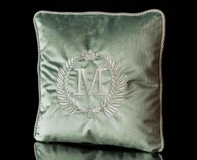 Personalizuotos, siuvinėtos dovanos, logotipų siuvinėjimas / Meda Zavadskienė / Darbų pavyzdys ID 1580601