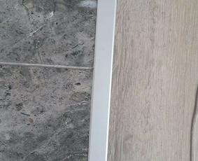 Grindū klojimas, - Laminato klojimas - 2 Laminato klojimas - Grindū klojimas, - 2