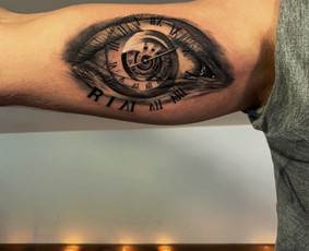 Tatuiruotės Kaune. Portretai Paveikslai / Rytis Songaila / Darbų pavyzdys ID 1590726
