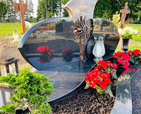 Kapų tvarkymas,dengimas plokštėmis,paminklai,vazos,žvakidės / Paminklai Vakarų Lietuva / Darbų pavyzdys ID 1593628