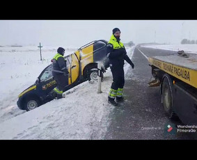 Techninė pagalba kelyje, visų tipų transporto priemonėms. - Pagalba užklimpus automobiliui - 2 Pagalba užklimpus automobiliui - Techninė pagalba kelyje, visų tipų transporto priemonėms. - 2