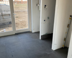 Plytelės , dažymas. / Vakaru statybos & renovacijos MB / Darbų pavyzdys ID 1608755