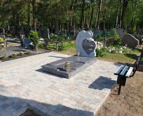 Paminklai, kapaviečių uždengimo plokštės, tvorelės - Paminklų, antkapių montavimas - 1 Paminklų, antkapių montavimas - Paminklai, kapaviečių uždengimo plokštės, tvorelės - 1
