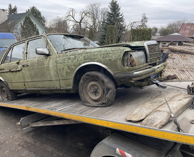 W 123