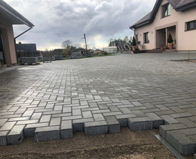 Trinkelių klojimas. Betonavimas ir kiti aplinkos darbai. / UAB "Industrinė statyba" / Darbų pavyzdys ID 1683069