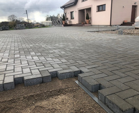 Trinkelių klojimas. Betonavimas ir kiti aplinkos darbai. / UAB "Industrinė statyba" / Darbų pavyzdys ID 1683071