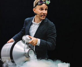 Pasirodymai, šou renginiams - Reakcijos – įspūdingas azoto ir humoro šou - 2