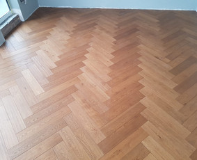 Vinilo lentelių klijavimas, grindų lyginimas / Andrius / Darbų pavyzdys ID 1705835