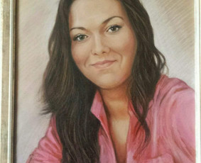 Merginos pirtretas.
Pastelė.50/60