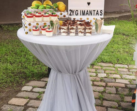 Stilingas staliukas