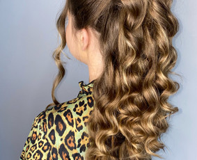Ponytail šukuosena