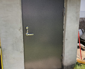 Metalines Stiklo konstrukcijos,pertvaros, laiptu tureklai - Kiemo vartai, gamyba - 4 Kiemo vartai, gamyba - Metalines Stiklo konstrukcijos,pertvaros, laiptu tureklai - 4