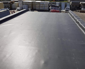 Klijuojame epdm danga moduliniai privatus pastatai