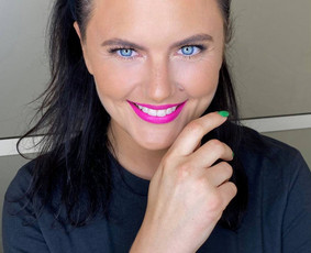 Simona Makiažas + Sušukavimas + Mokymai / Simona Banytė / Darbų pavyzdys ID 1796811