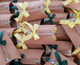 Stalo vardo kortelės, dovanėlės svečiams su laimės sausainiu / Laimės sausainiai - Fortune cookies / Darbų pavyzdys ID 1802255
