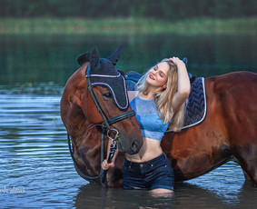 fotosesija su žirgu. Fotografas, Robertinas