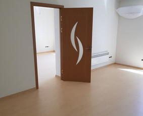 Vidaus ir lauko apdailos darbai - Durų montavimas - 3 Durų montavimas - Vidaus ir lauko apdailos darbai - 3