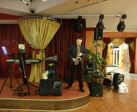 Saksofonistas Saulius fb - Dainininkai, muzikos grupės - 1 Dainininkai, muzikos grupės - Saksofonistas Saulius fb - 1