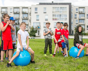 Edukacijos ir renginiai vaikams, šeimoms ir suaugusiesiems / Mūsų visų pramogos / Darbų pavyzdys ID 1823987