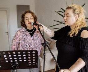Vokalo pamokos Klaipėdoje - Muzikos mokytojai - 1 Muzikos mokytojai - Vokalo pamokos Klaipėdoje - 1