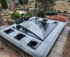 Kapų apželdinimas - Kapų tvarkymas i&scaron;simokėtinai, dengimas plok&scaron;tėmis, paminklai - 2