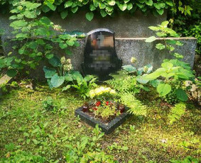 Kapų tvarkymas ir priežiūra. Vilnius. - Kapo dekoravimas akmenėliais - 3 Kapo dekoravimas akmenėliais - Kapų tvarkymas ir priežiūra. Vilnius. - 3