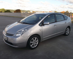 Lengvųjų automobilių nuoma nuo 12 Eur/para - Toyota Prius nuoma - 1 Toyota Prius nuoma - Lengvųjų automobilių nuoma nuo 12 Eur/para - 1