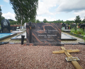 Raidžių kalimas ant paminklo kapinėse / Raidžių kalimas ant paminklo / Darbų pavyzdys ID 1892431