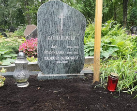 Raidžių kalimas ant paminklo kapinėse / Raidžių kalimas ant paminklo / Darbų pavyzdys ID 1892527