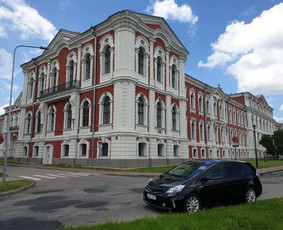Prabangių automobilių nuoma Kaune, Vilniuje, Klaipėdoje. / Arnoldo transportas ir taksi, MB / Darbų pavyzdys ID 1925573